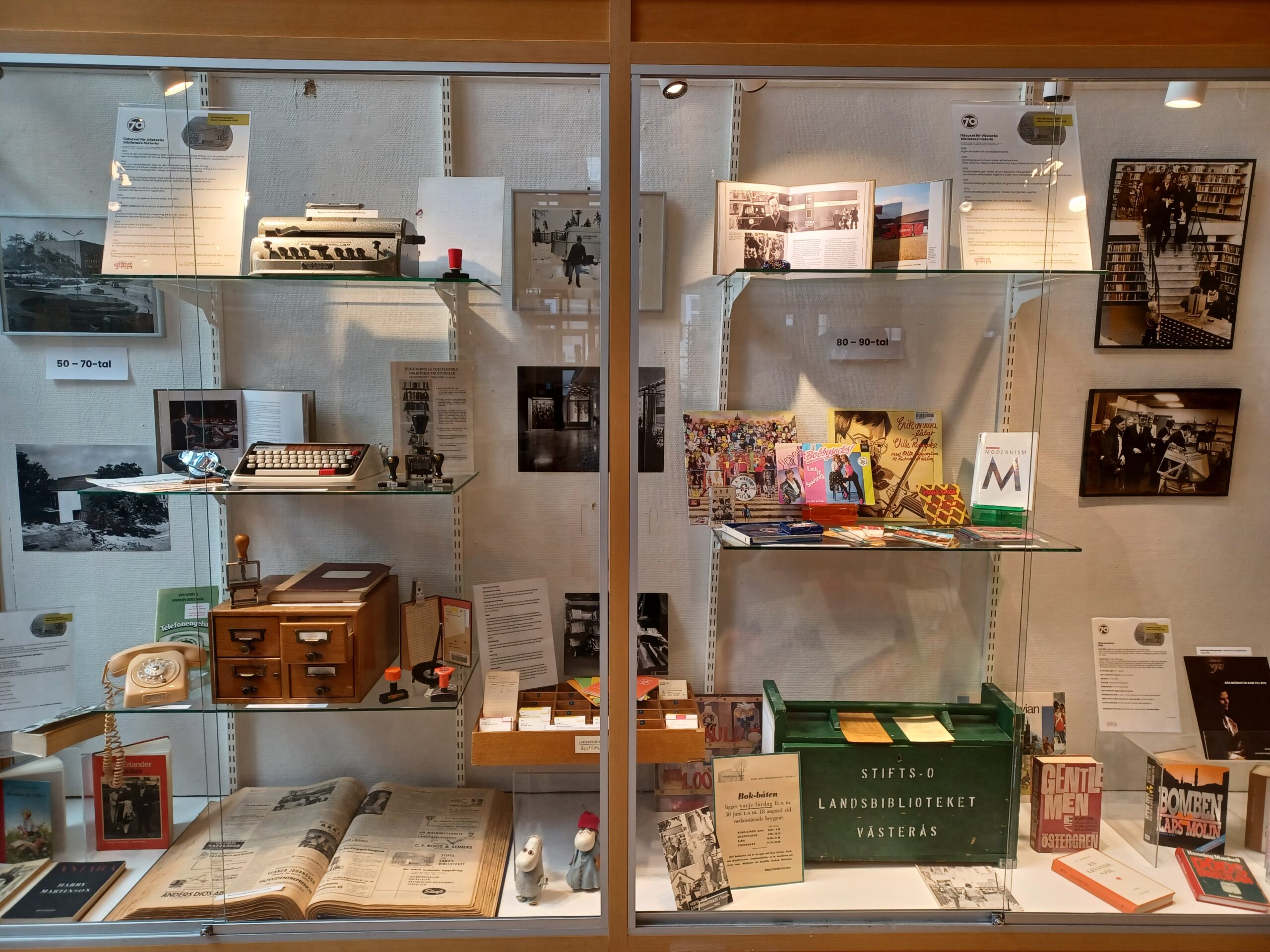 Bild på delar av minnesutställningen.